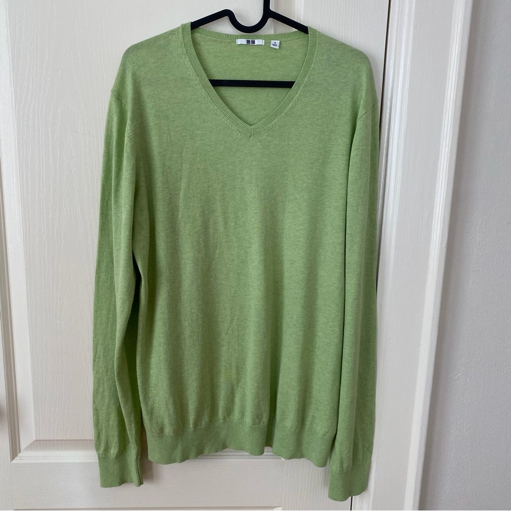 Uniqlo V-Neck Lightweight Cotton Cashmere Ribbed Knit Long Sleeve Sweater Size M